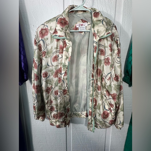 Stunt Jackets & Blazers - Stunt Sports Vintage Women’s Brown Red Floral Silk Jacket Size Large EUC